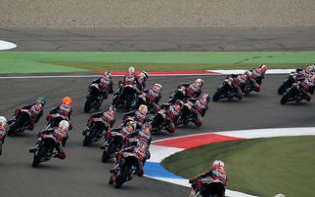 开云入口-世界自由搏击争霸赛中国勇士登顶